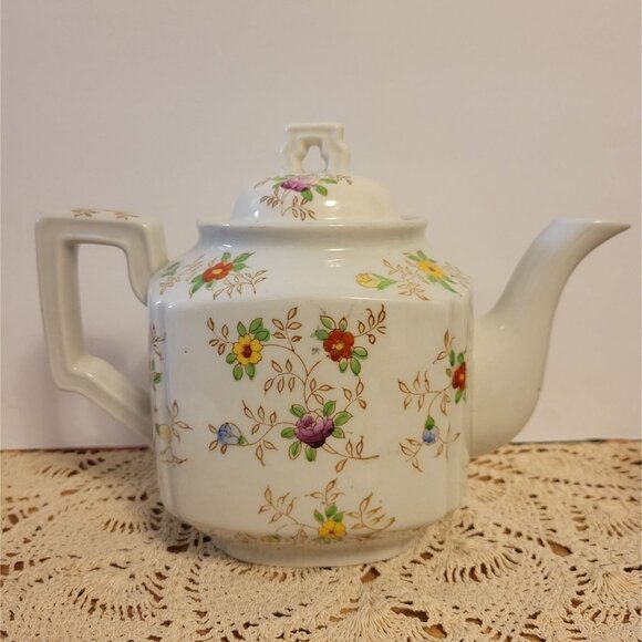Porcelain Hand Painted Square Floral Teapot w/Lid Takito Japan - Picture 1 of 13